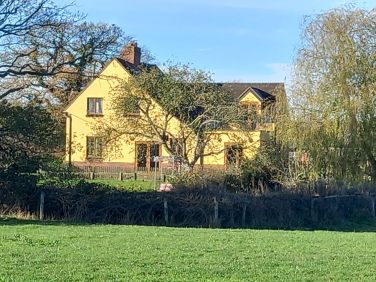 Oakpond Cottage