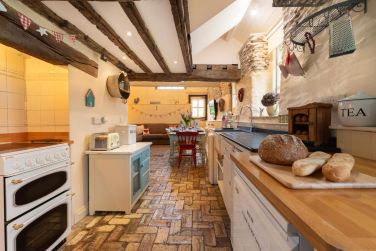 Delightful countryside kitchen with everything you need for a self catering holiday
