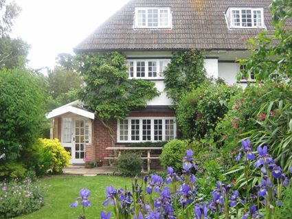 Oakapple Cottage 3 Bedroom House In The New Forest Sleeps 8