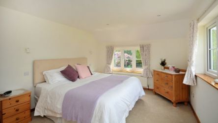 Super King or Twin Bedroom