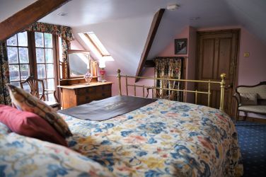 Laburnum Double bedroom additional shot