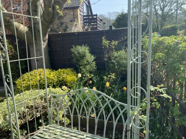 Laburnum Garden Bench