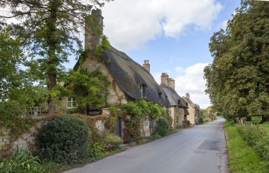 Nearby to Laburnum Cottage these thatched cottages