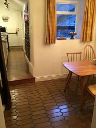 Easy Access kichen to dining table