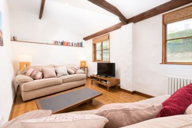 The Byre at Cross Farm
