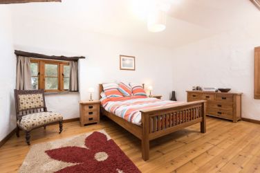 The Byre at Cross Farm
