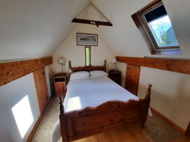 Little Barnfield, Self Catering Cosy Retreat For Two in The Cotswolds