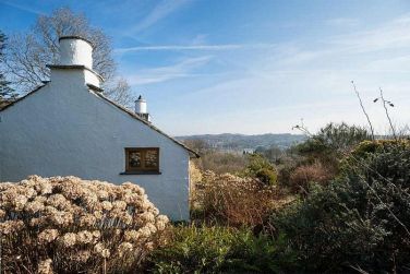 Lovely position and views