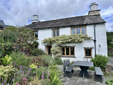 Round Table Cottage