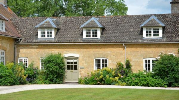 Wychwood 5 Star Luxury Cottage In The Cotswolds Sleeps 4 Pool
