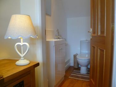 Master bedroom en suite