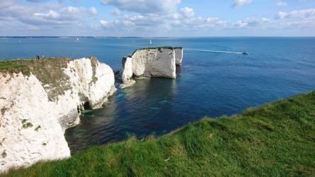 Old Harry Rock - 25 min drive from your door