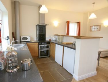 Fully fitted Kitchen