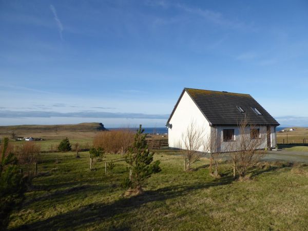 Aurora Cottage Self Catering Rental On The Isle Of Skye Sleeps 6