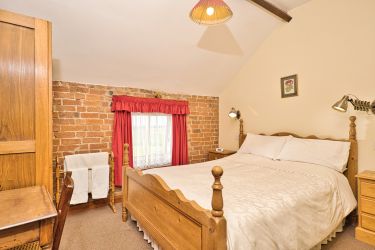 Double bedroom in The Chaffhouse