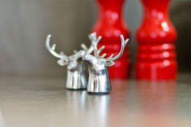 Interior d&eacute;cor pieces