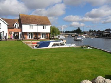 Blackfriars, 14 Peninsula Cottages