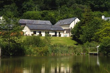 Lake View Cottage at Lower Aylescott