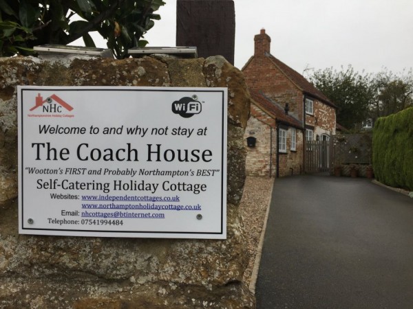 The Coach House Holiday Cottage In Northamptonshire Sleeps 5