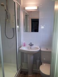 Shower room with washbasin & toillet