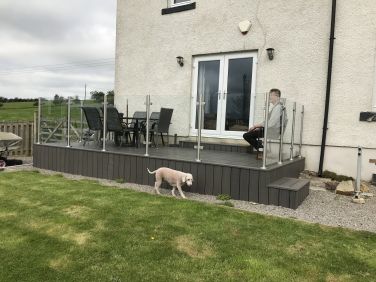 Enclosed South Facing Decking for Alfresco Dining
