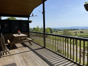 Hay View Lodges - Wye View Lodge