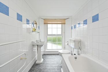 Epphaven bathroom