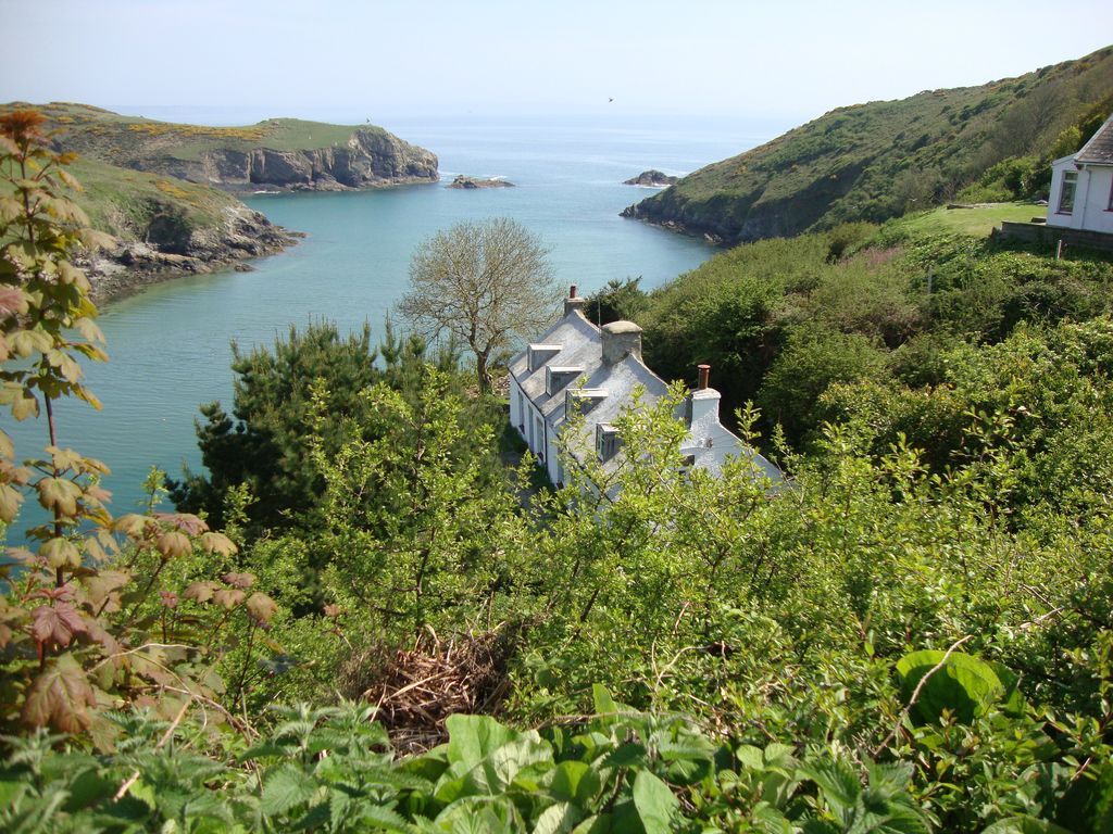 Fort Cottage 1 Coastal Retreat On The Pembrokeshire Coast Sleeps 4