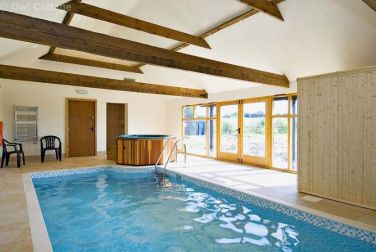 Holiday Cottages With A Swimming Pool To Rent Self Catering With