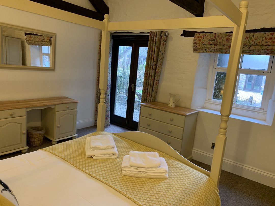 Rose Cottage Self Catering Retreat In Devon Sleeps 4 Cot Wifi