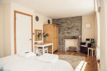 Padstow Breaks - Dukes Cabin