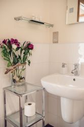 Padstow Breaks - Dukes Cabin