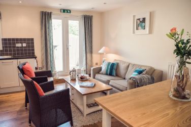 Padstow Breaks - Dukes Cabin