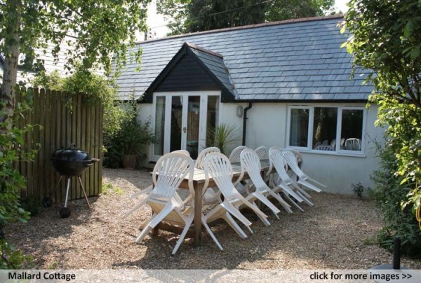Mallard Cottage, Burgate Manor Farm