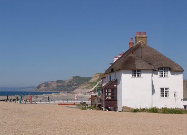 Beach House Large Waterside Holiday Home In Dorset Sleeps 19