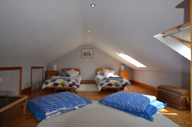 Upstairs twin bedroom