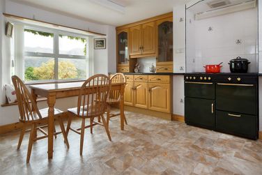 Spacious oak fitted kitchen/dining room looking east