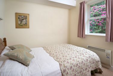 Single room in Cocklety How Stable Loft with wide single bed (4ft instead of 3ft)