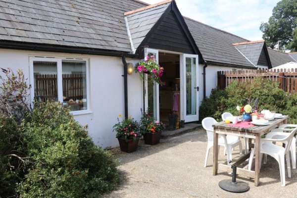 Swan Cottage Holiday Rental In The New Forest Sleeps 4 6