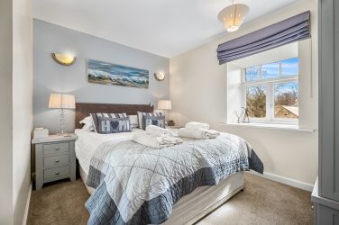 Swan Bay Sea View Apartment