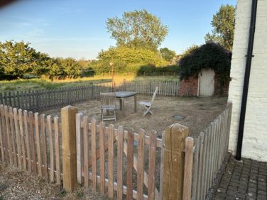 Enclosed garden
