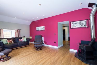 Idle tides sitting room