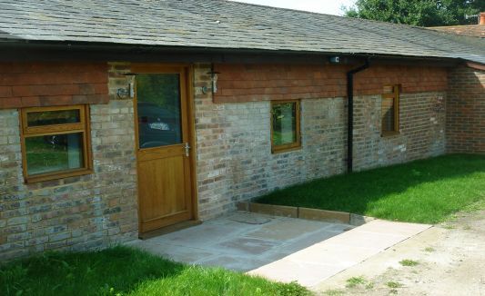 Bramble Cottage Self Catering Rental In Kent Sleeps 6 On A Farm