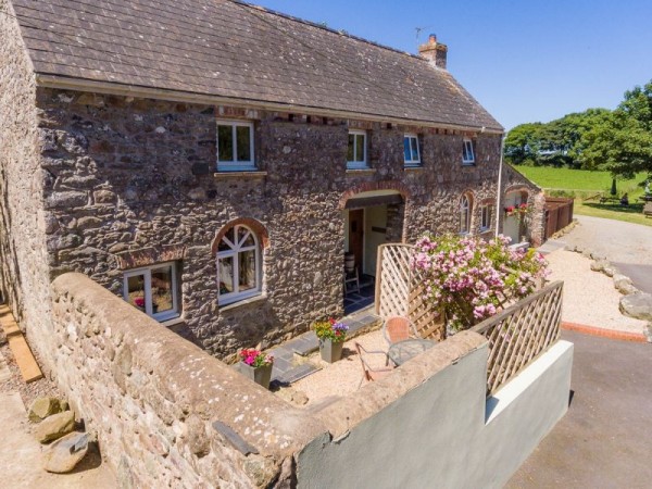 Herne Cottage Family Friendly Self Catering In Pembrokeshire