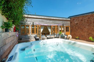 Hot Tub on the terrace