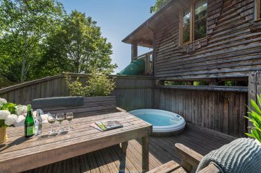 Gorgeous decking areas