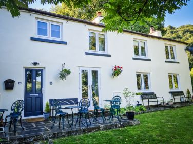 Front Elevation of Crow Pie Cottage