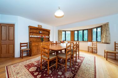 The breakfast room at The Manor on the Monnow Monouthshire