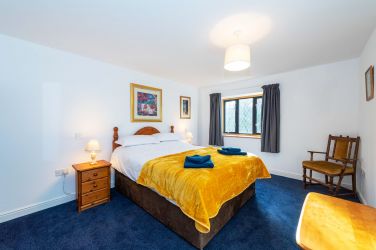 Bedroom 3 Double Bed and ensuite The Manor on the Monnow Monmouthshire