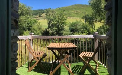 Main bedroom balcony